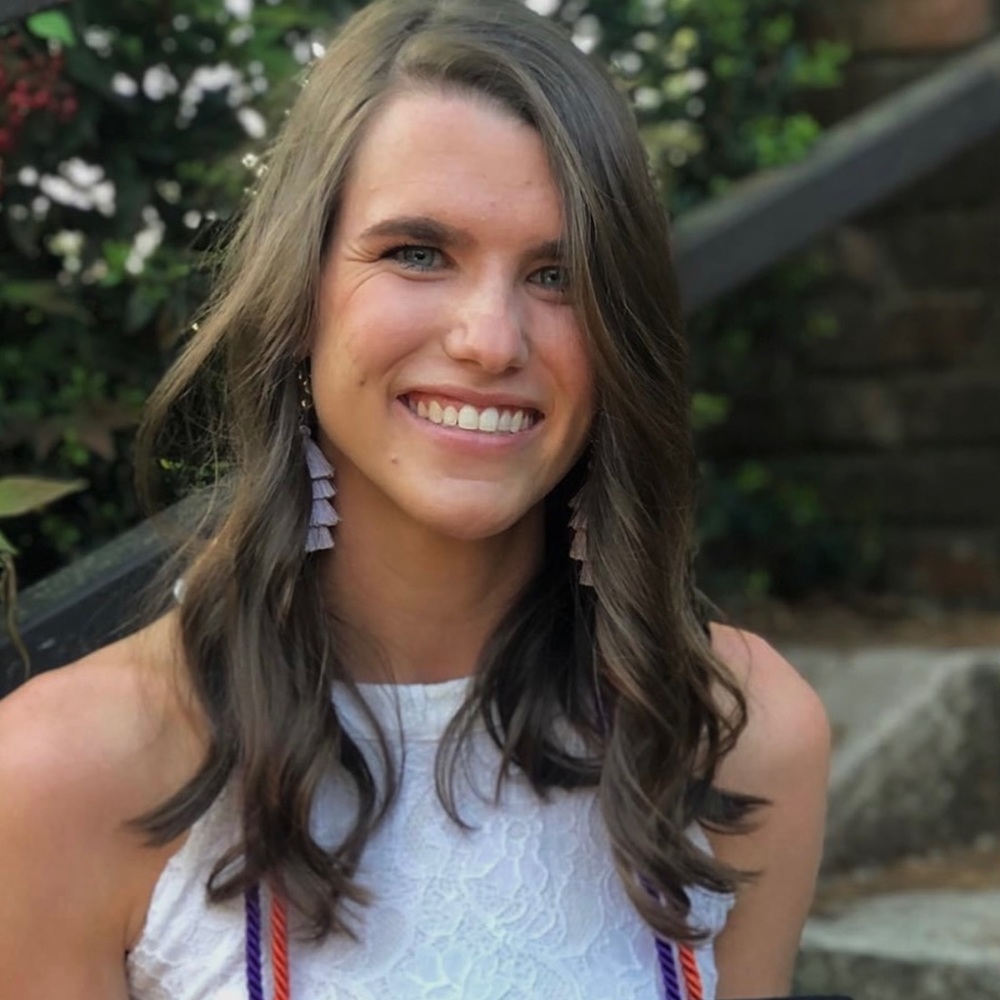 Meet your Posher, Lillian